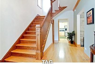 2nd image of 1434 W Touhy Ave