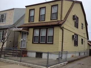5343 73rd St, Flushing, NY 11378
