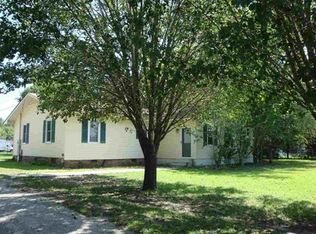 615 Poor Farm Rd, Florence, SC 29505