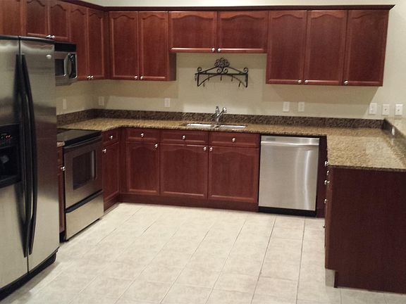 4th image of 273 Valencia Cir