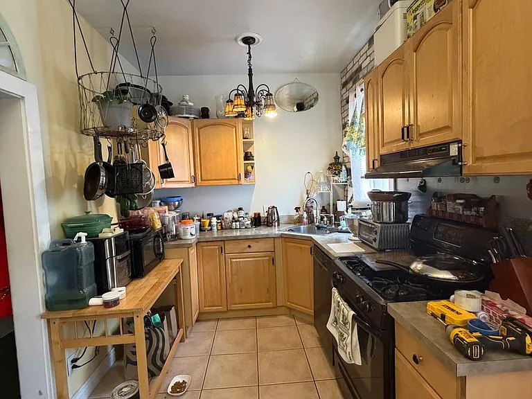 658 E Conway Ct — Photo 17