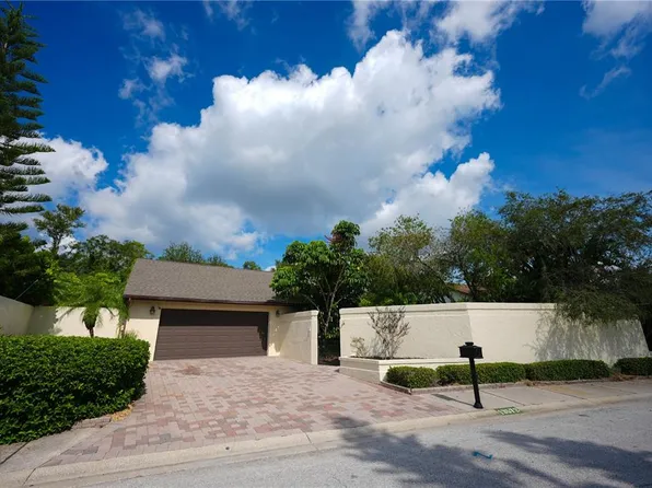 13572 Avista Dr, Tampa, FL 33624
