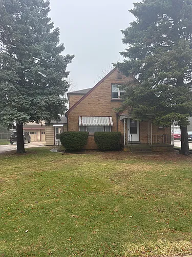 4331 S 47th St #2 Photo 1
