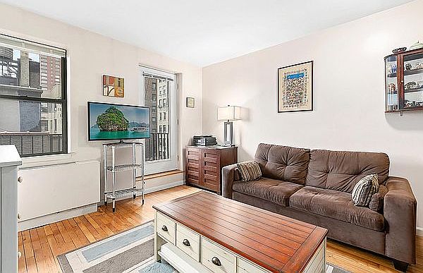 1st image of 186 W 80th St APT 7M
