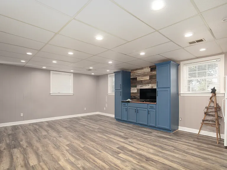 3438 Snaffle Rd — Photo 16