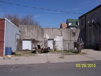 4th image of 2112 E 25th St