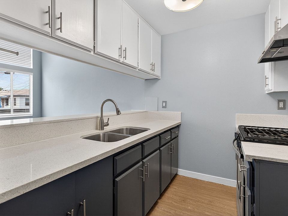 1st image of 533 E 11th St APT 16
