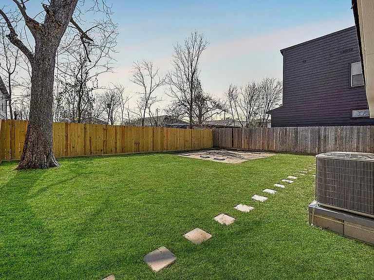 4710 Hershe St — Photo 20