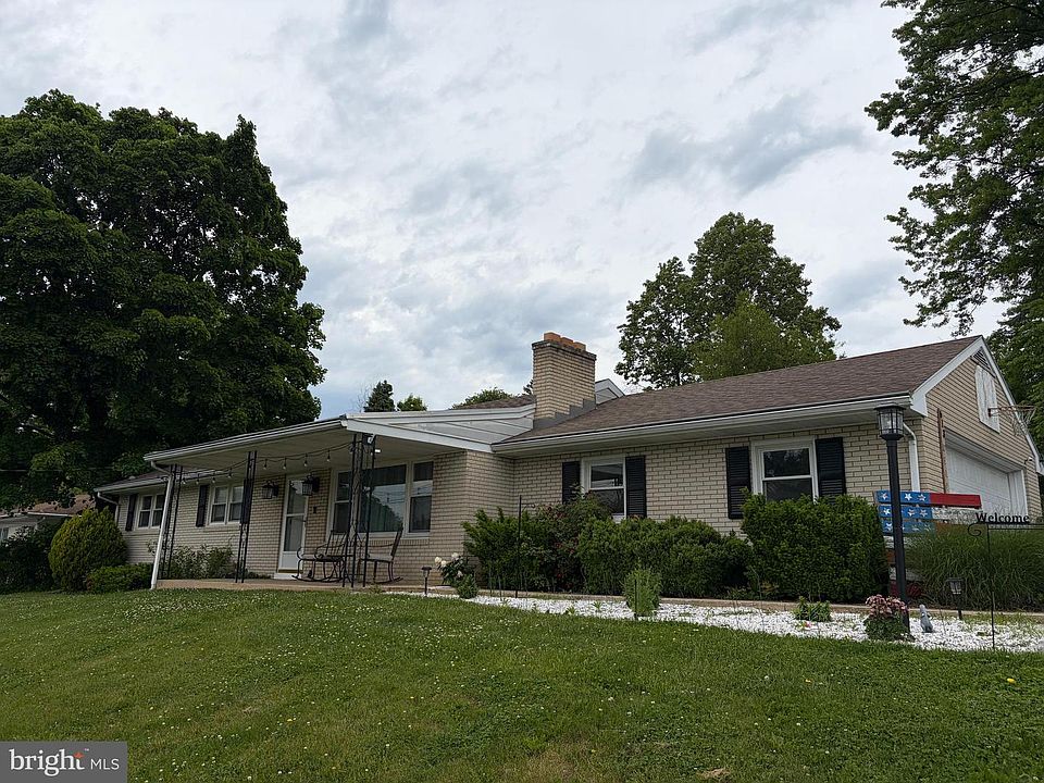 1st image of 613 Chronister St