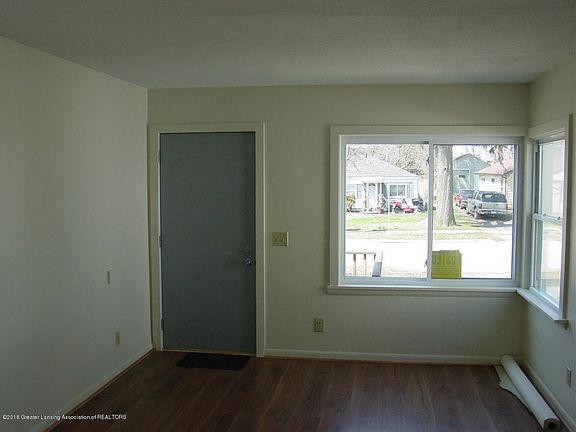 2nd image of 3421 Burchfield Dr