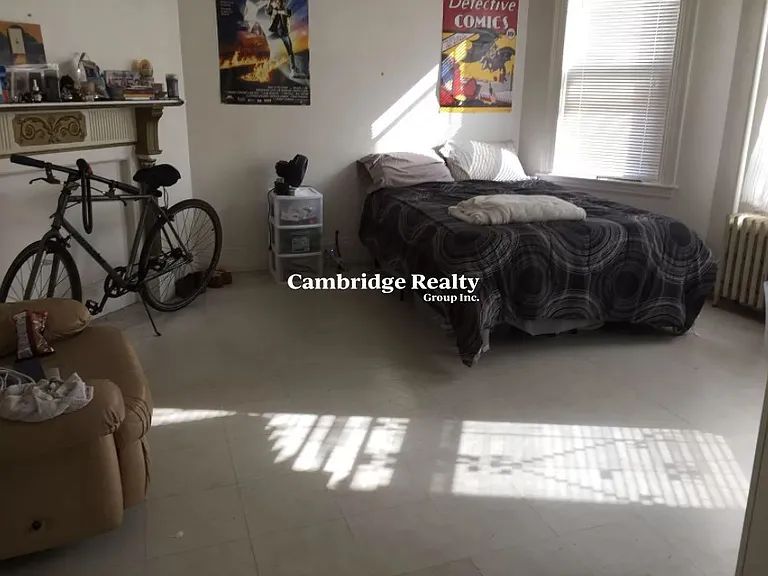 55 Hillside St #3T — Photo 5