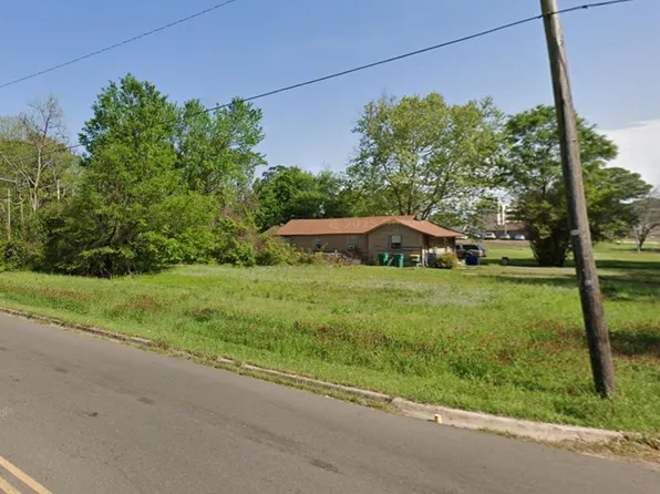 1324 Pine St, Texarkana, TX 75501