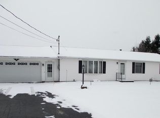 16910 Taylor Rd, Clarendon, NY 14470