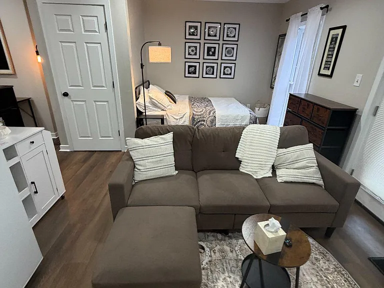 14552 Woodgate Manor Pl — Photo 10