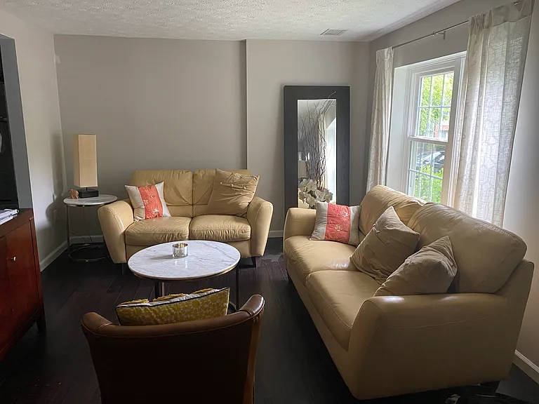 1611 Barnstead Dr — Photo 1
