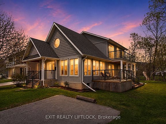 2nd image of 122 Fradette Ave