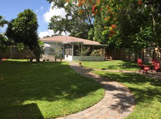 825 SW 18th Ct, Fort Lauderdale, FL 33315