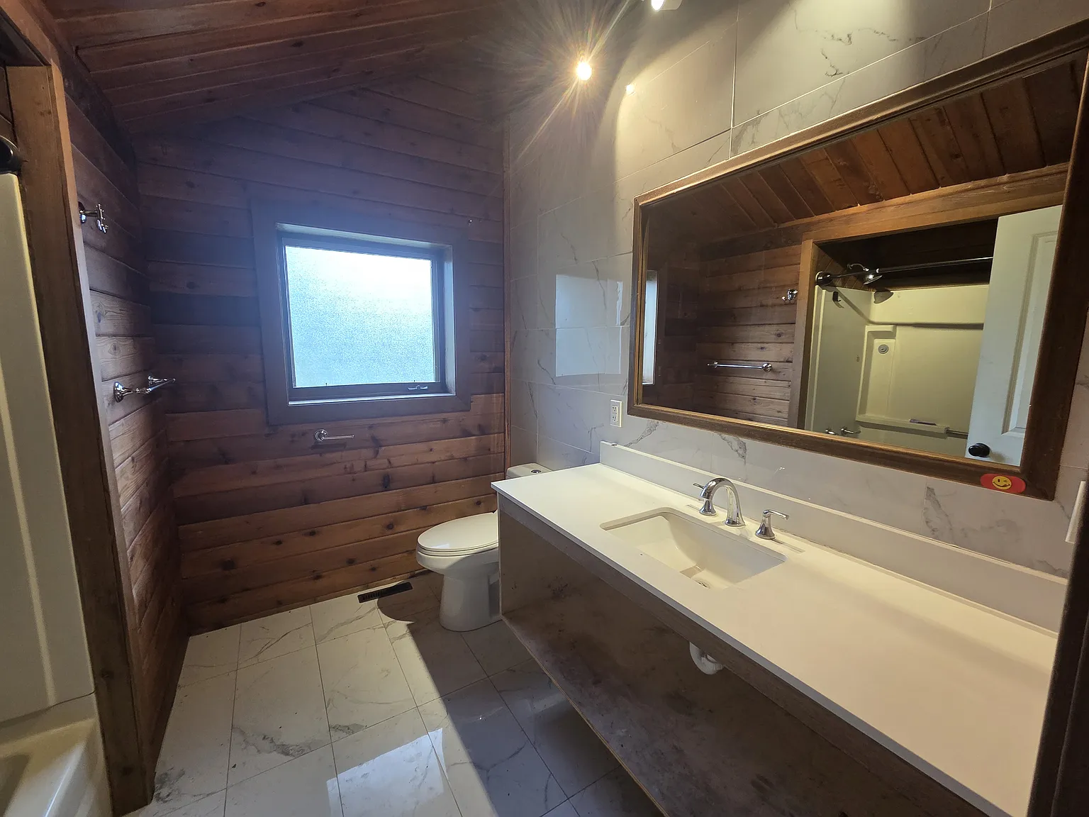 4 bed, 2240 sqft, $3,650 — Photo 4
