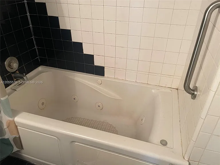 130 NE 202nd Ter #S31 — Photo 10