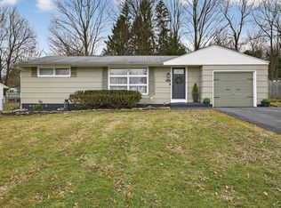 107 Sheraton Rd, Syracuse, NY 13219