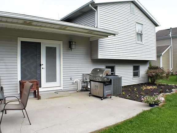 5th image of 216 Leawood Dr