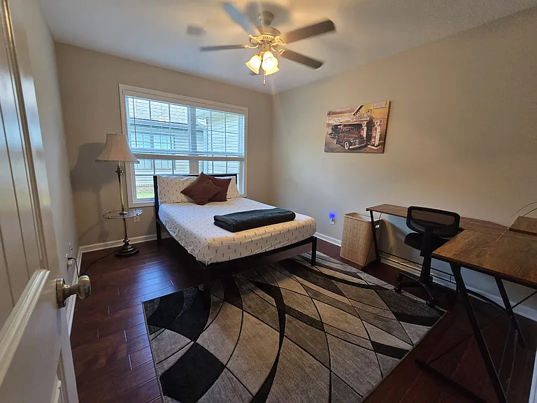 304 Jasmine Cir — Photo 17