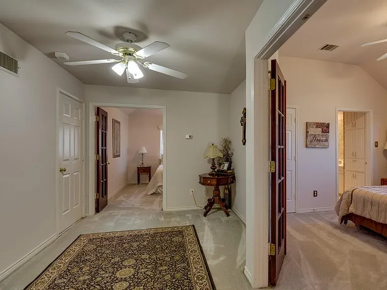 801 Steeps Ct — Photo 27