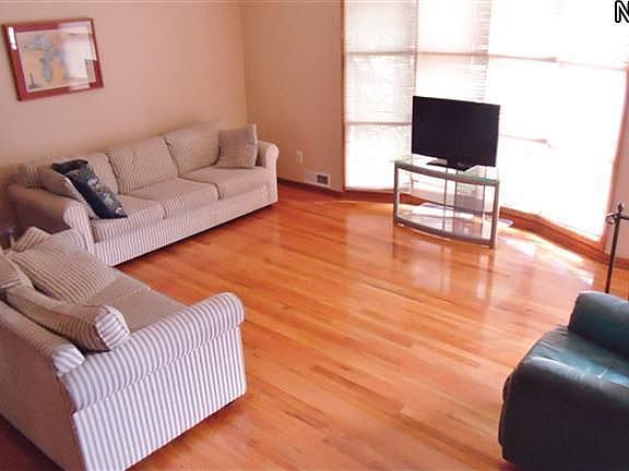3rd image of 3530 W 213th St