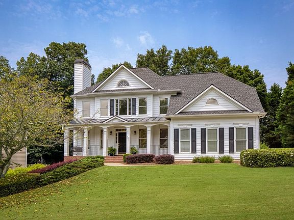 2nd image of 228 Chadwyck Ln
