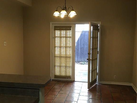 3rd image of 3449 Asbury St #2A
