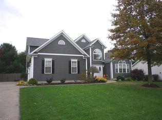 2583 Greenview Dr, Uniontown, OH 44685