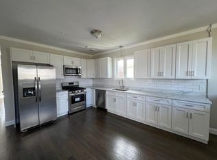 20 Meadow St APT 3, Fall River, MA 02720