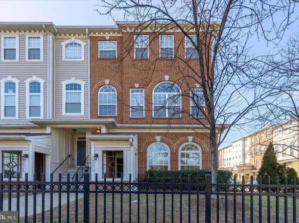 14237 Saint Germain Dr #1, Centreville, VA 20121