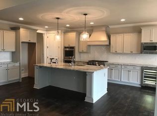 252 Blue Point Pkwy, Fayetteville, GA 30215