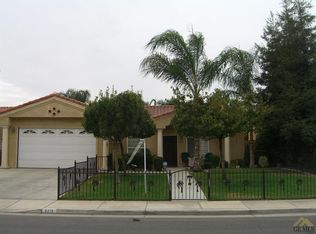 2715 Giovanetti Ave, Bakersfield, CA 93313