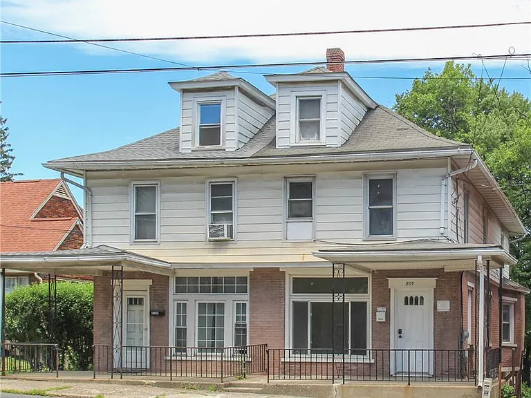 815 Market St — Photo 2