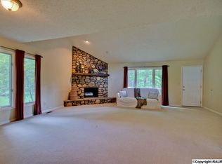 100 Nolen Cir SE, Huntsville, AL 35801