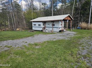 113 Mistletoe Rd, Flinton, PA 16640
