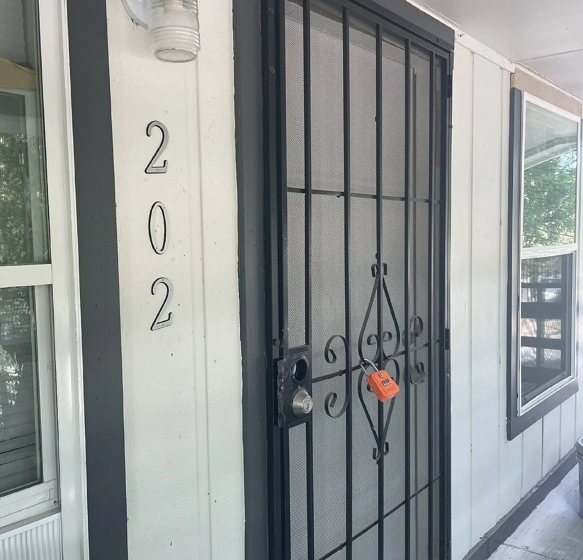Unit 202 — Photo 1
