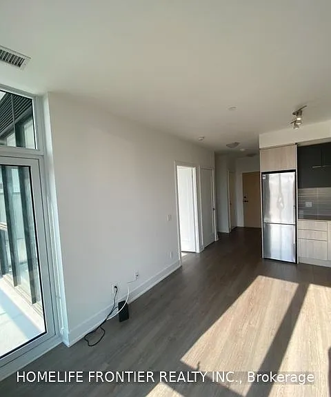 1 Belsize Dr #516 — Photo 5