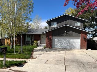 2163 E Borg Dr, Sandy, UT 84092