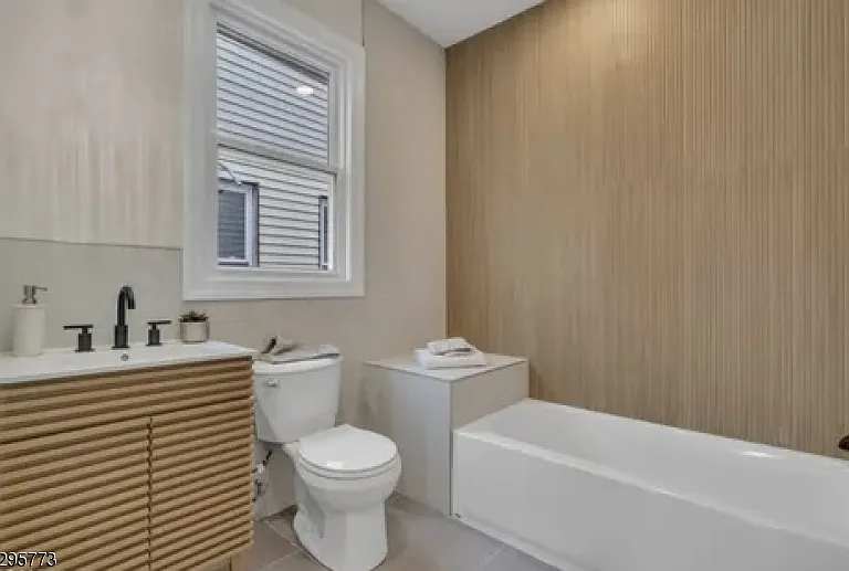 89 Schley St #2 — Photo 12