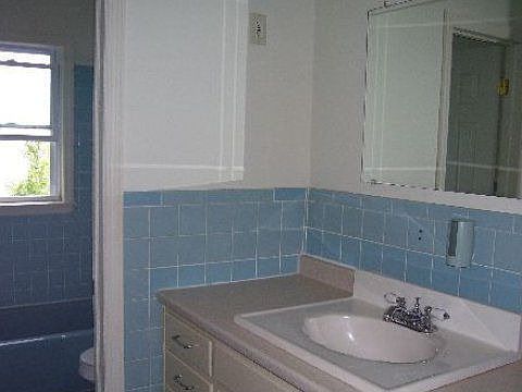 5th image of 22 Shelter Dr