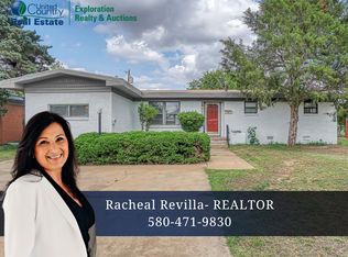 1720 Sunset Dr, Altus, OK 73521