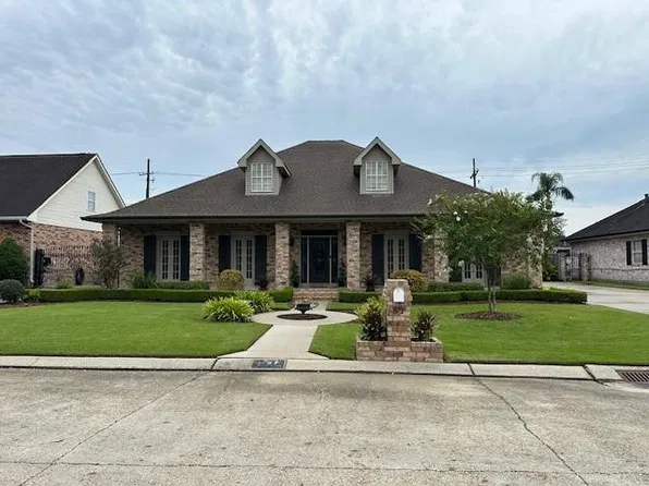 37 Oakley Dr, Marrero, LA 70072