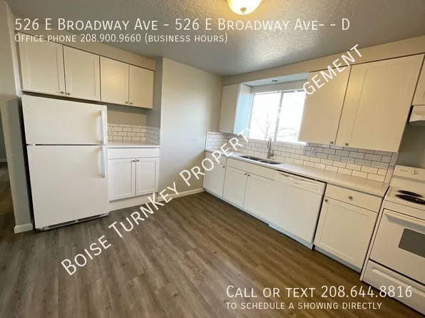 526 Broadway Ave #D, Meridian, ID 83642