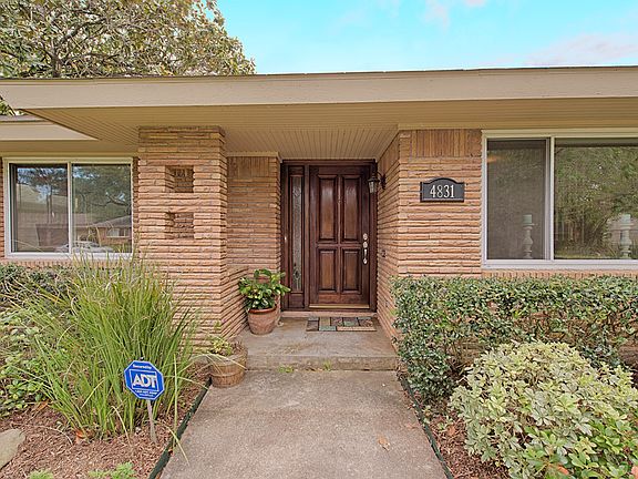 2nd image of 4831 Creekbend Dr