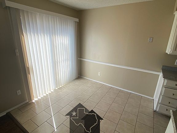 4th image of 5904 Holiday Ln APT A