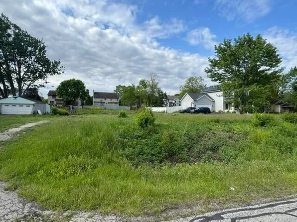 3673 Casa Blvd, Grove City, OH 43123