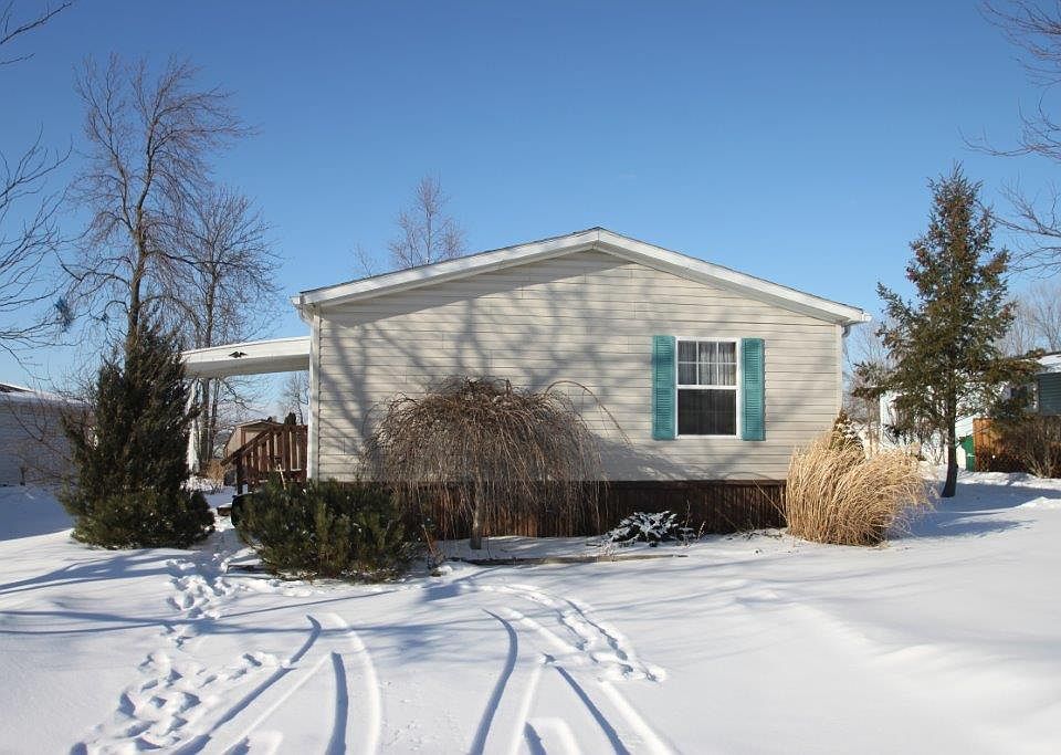 1st image of 272 Sunset Dr